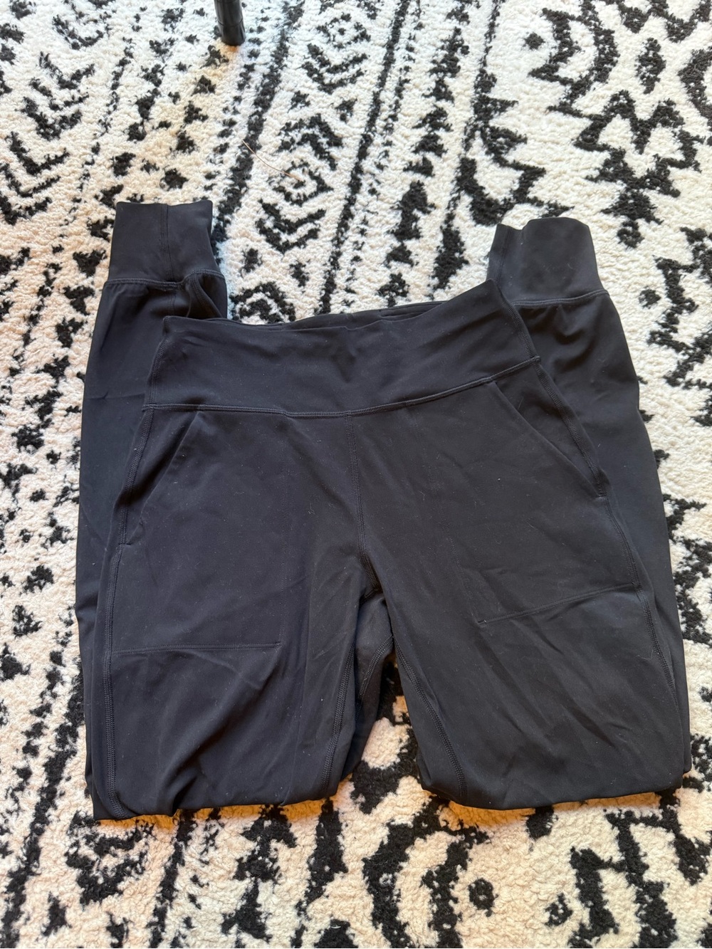 Lululemon aligin joggers
